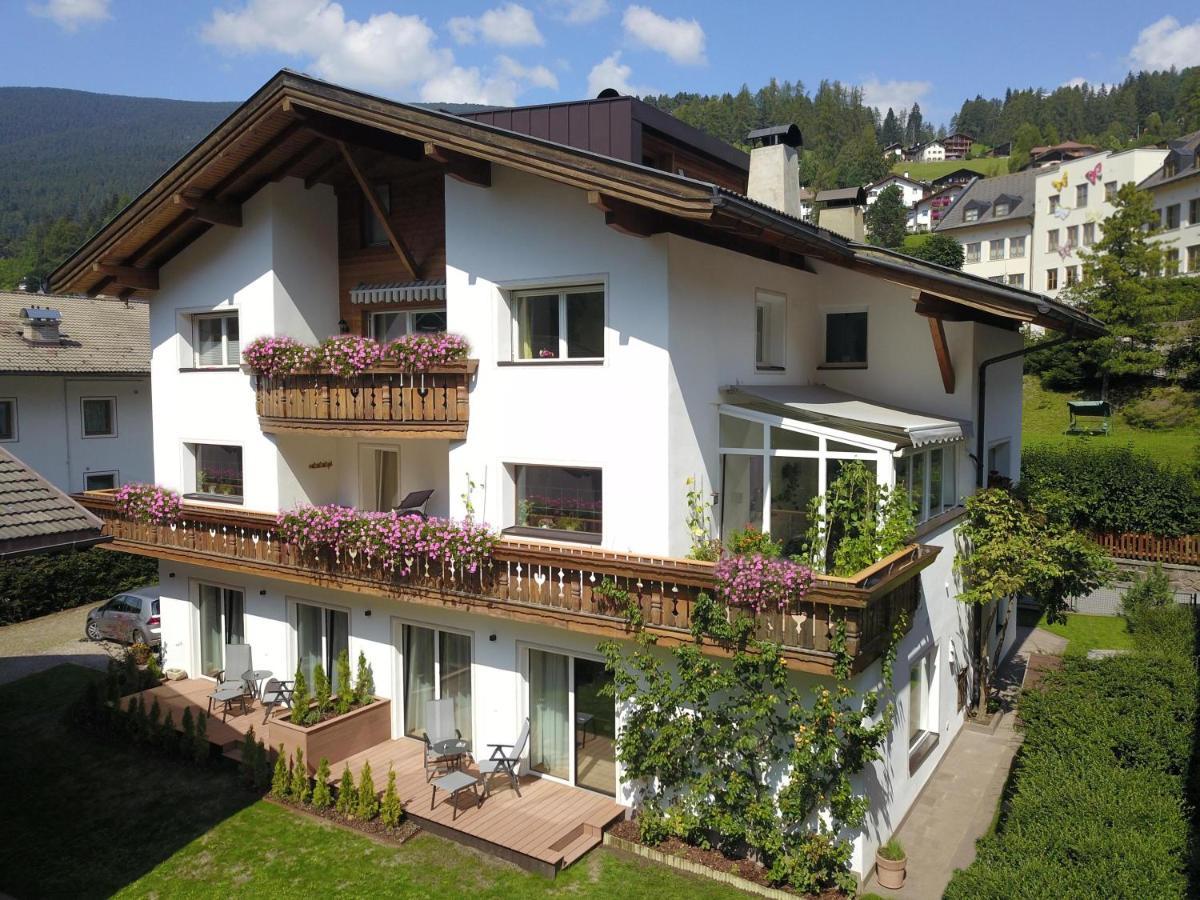 Apartments Montblanc Seceda Ortisei Exteriör bild